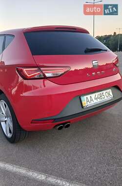 Хэтчбек SEAT Leon 2014 в 