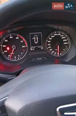 Хэтчбек SEAT Leon 2014 в 