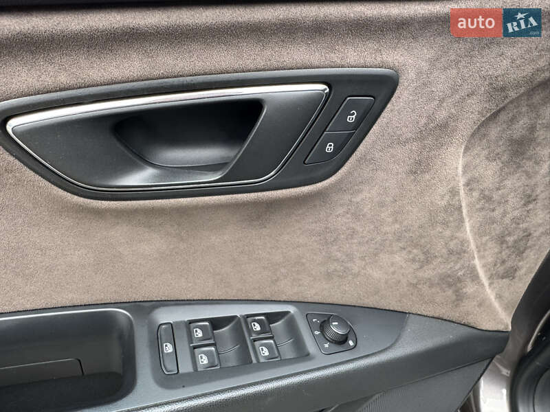 Универсал SEAT Leon 2016 в Киеве