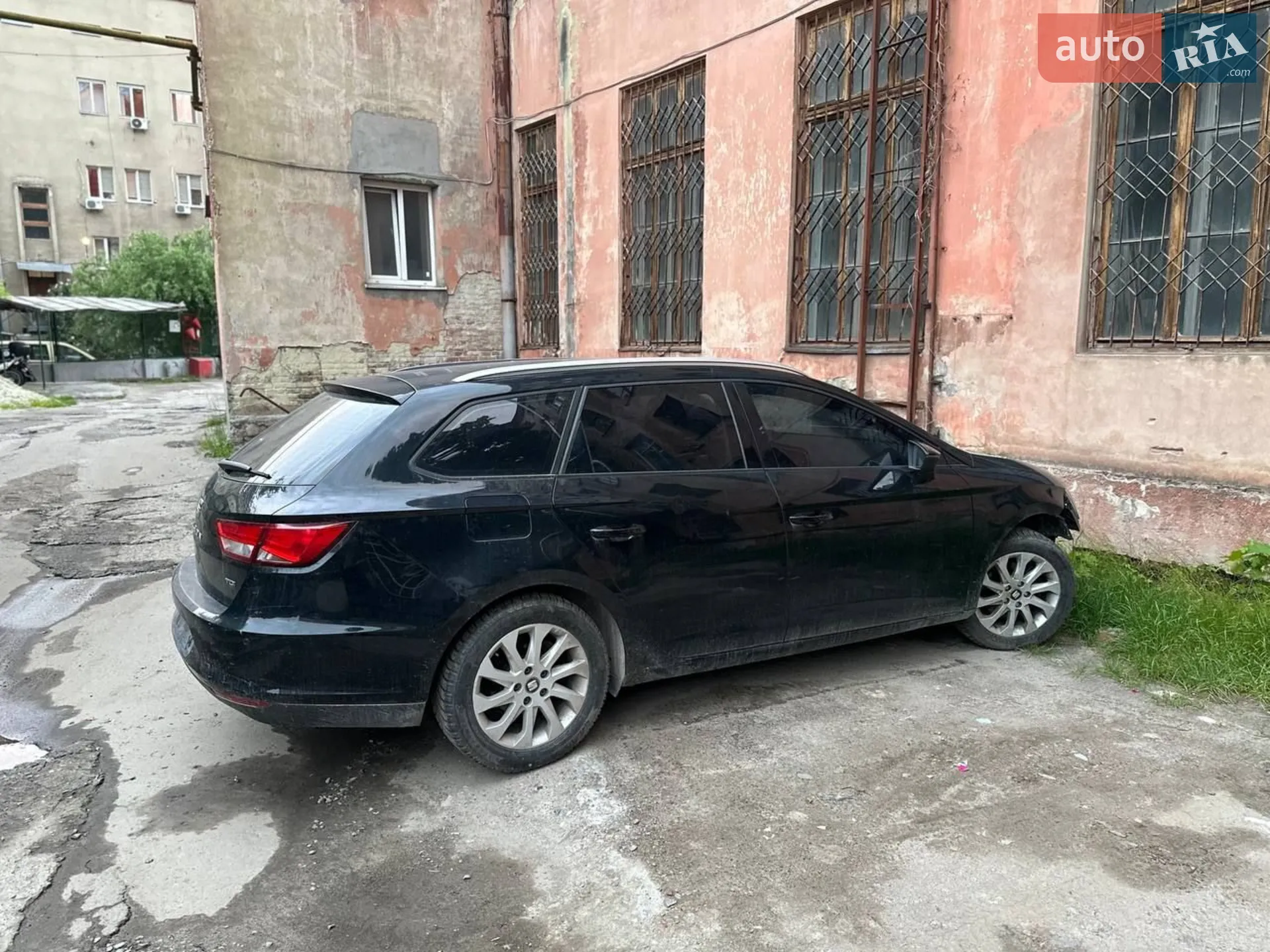 2016 SEAT Leon - мініатюра 9