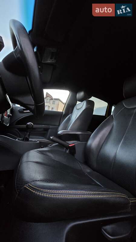 Хэтчбек SEAT Leon 2007 в Ровно
