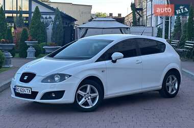 Хэтчбек SEAT Leon 2011 в Стрые