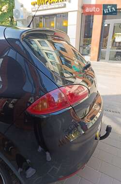 Хэтчбек SEAT Leon 2008 в 