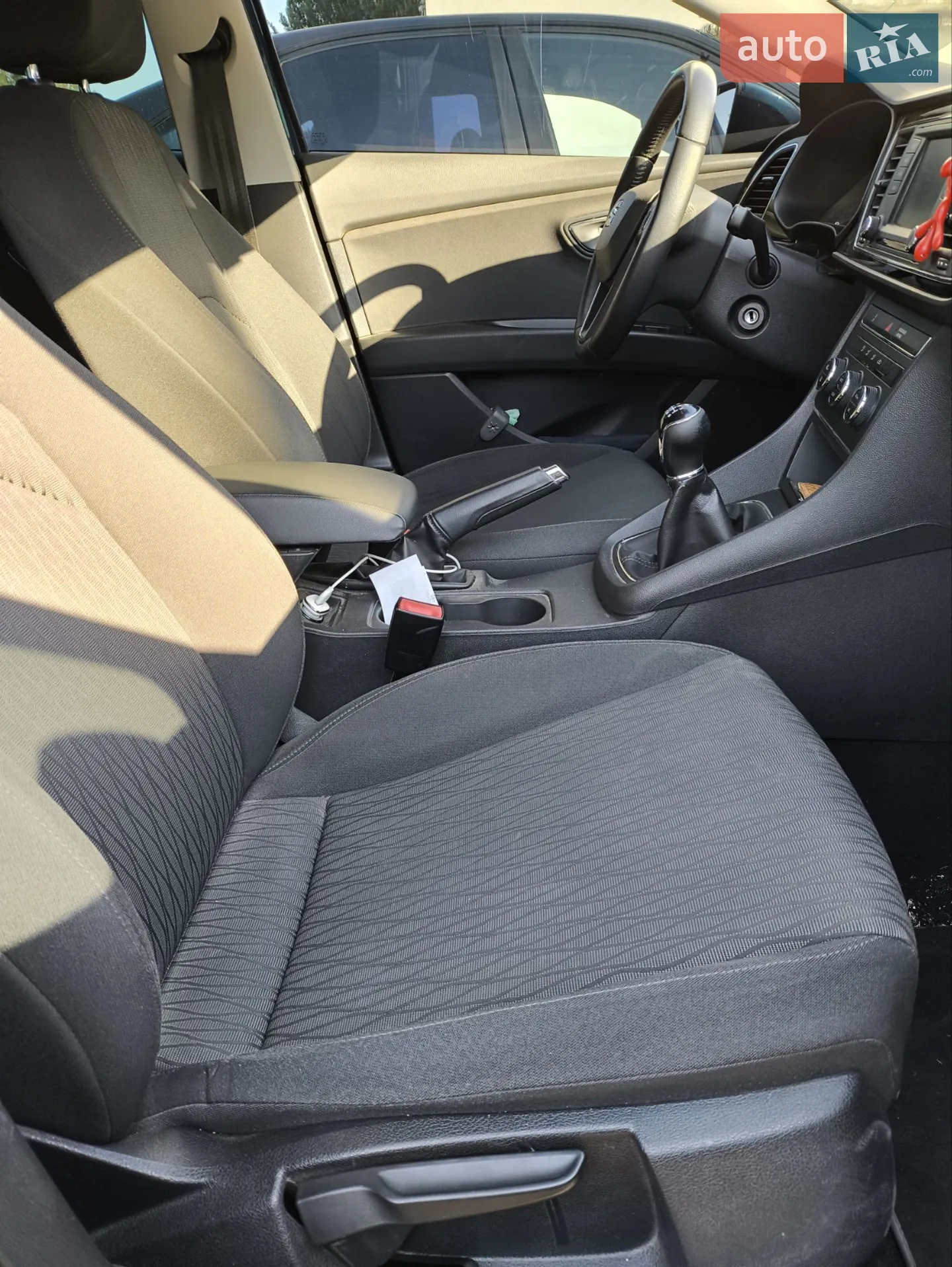 2014 SEAT Leon - мініатюра 9