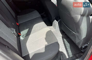 Хэтчбек SEAT Leon 2010 в 
