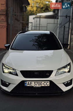Хэтчбек SEAT Leon 2016 в 