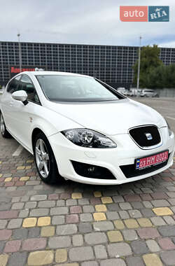 Хэтчбек SEAT Leon 2009 в 