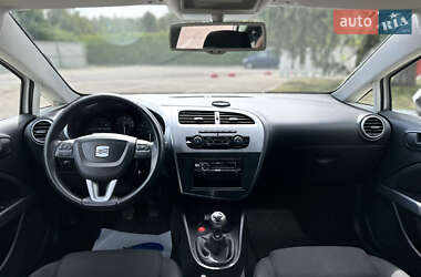 Хэтчбек SEAT Leon 2009 в 