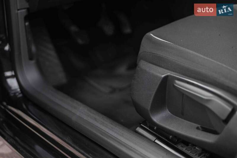 Універсал SEAT Leon 2014 в Ужгороді