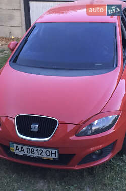 Хетчбек SEAT Leon 2011 в Києві