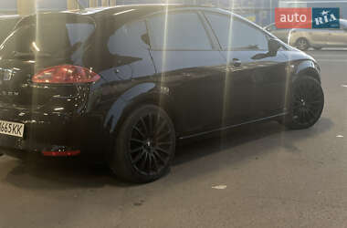 Хэтчбек SEAT Leon 2008 в 