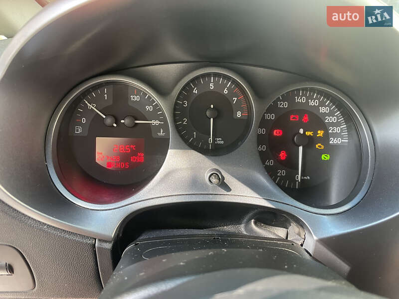 Хетчбек SEAT Leon 2008 в Вінниці