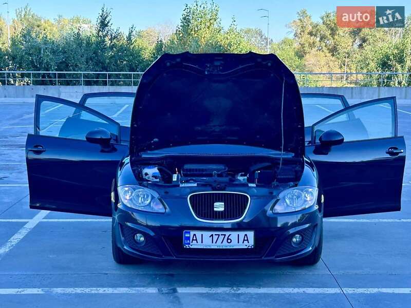 Хэтчбек SEAT Leon 2011 в Киеве фото 9 Хэтчбек SEAT Leon 2011 в Киеве