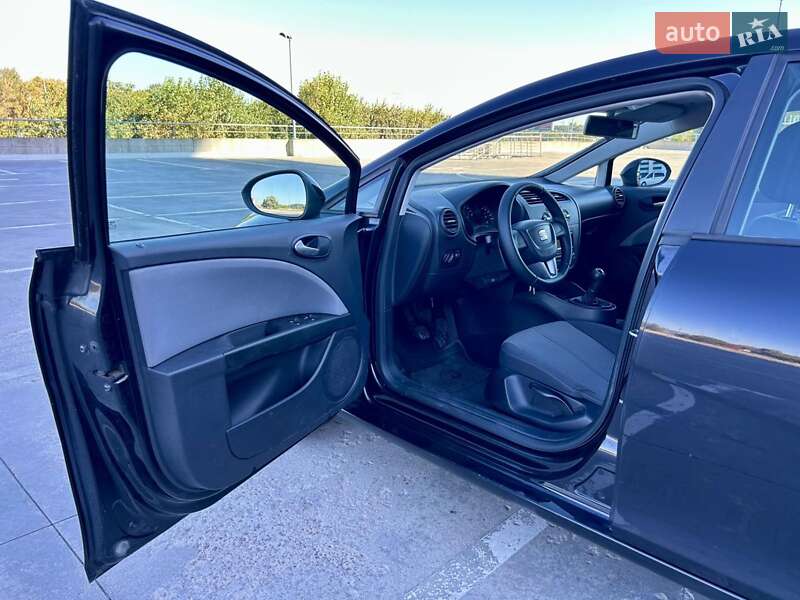 Хэтчбек SEAT Leon 2011 в Киеве фото 18 Хэтчбек SEAT Leon 2011 в Киеве