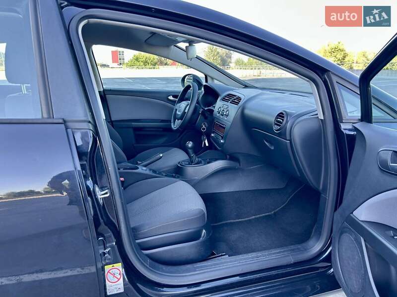 Хэтчбек SEAT Leon 2011 в Киеве фото 21 Хэтчбек SEAT Leon 2011 в Киеве