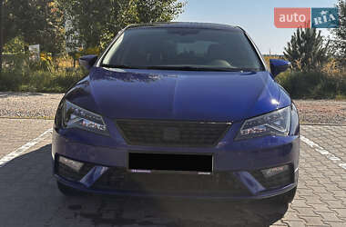 Хэтчбек SEAT Leon 2017 в 