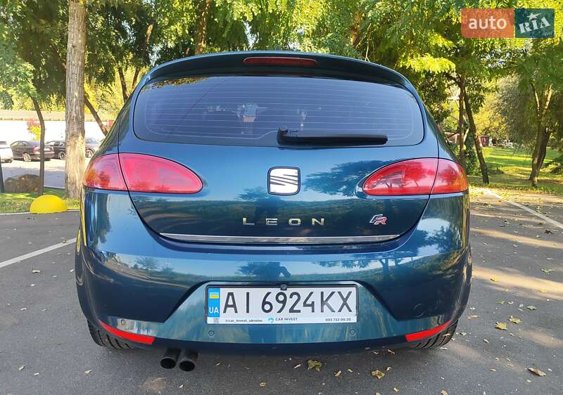 Хэтчбек SEAT Leon 2006 в Киеве