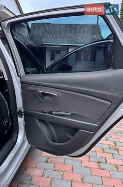 Хэтчбек SEAT Leon 2013 в 