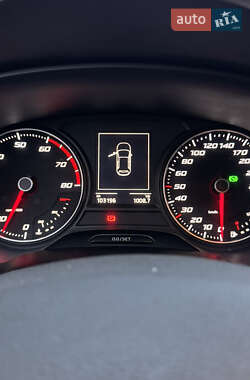 Хэтчбек SEAT Leon 2013 в 