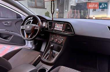 Хэтчбек SEAT Leon 2013 в 