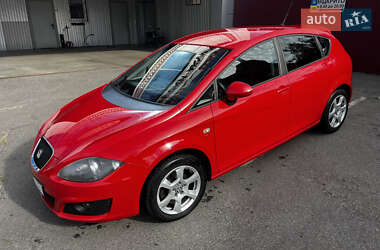 Хэтчбек SEAT Leon 2010 в Чернигове