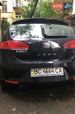 Хэтчбек SEAT Leon 2008 в 