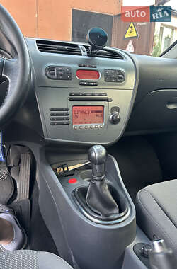 Хэтчбек SEAT Leon 2007 в 