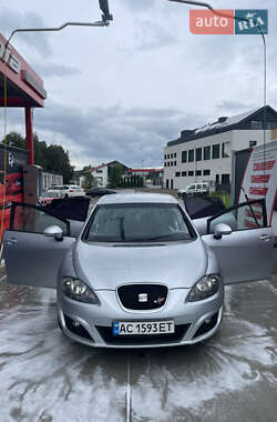 Хэтчбек SEAT Leon 2011 в Тернополе