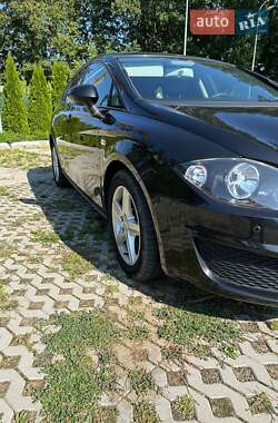 Хэтчбек SEAT Leon 2009 в 