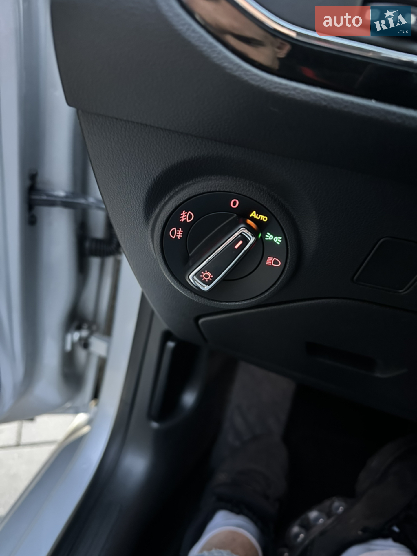 2015 SEAT Leon - мініатюра 13