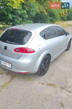 Хэтчбек SEAT Leon 2007 в 