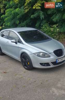 Хэтчбек SEAT Leon 2007 в Шептицькому