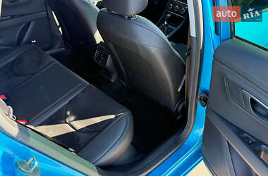 Хэтчбек SEAT Leon 2016 в 