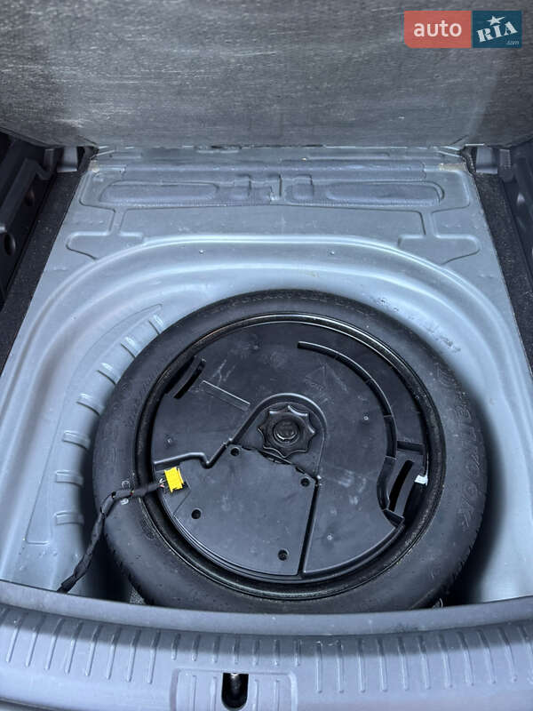 Универсал SEAT Leon 2021 в Киеве фото 31 Универсал SEAT Leon 2021 в Киеве