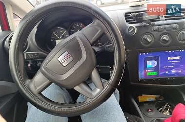 Хэтчбек SEAT Leon 2011 в 