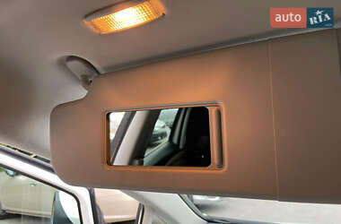Хэтчбек SEAT Leon 2011 в 