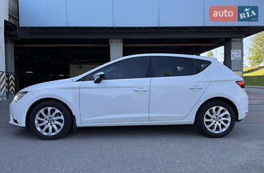 Хэтчбек SEAT Leon 2013 в 