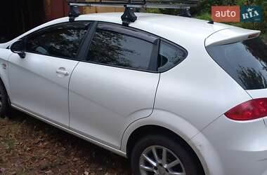 Хэтчбек SEAT Leon 2010 в 