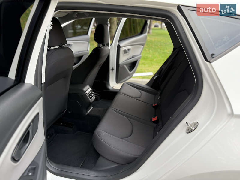 Хэтчбек SEAT Leon 2019 в Днепре