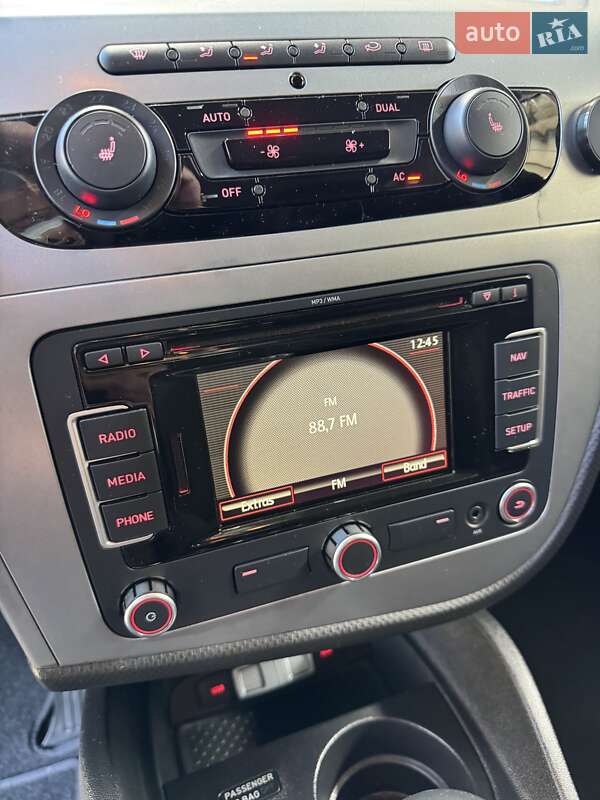 Хэтчбек SEAT Leon 2010 в Луцке