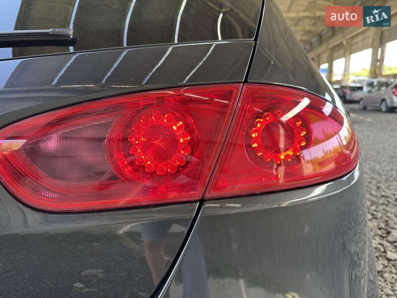 Хэтчбек SEAT Leon 2010 в Луцке