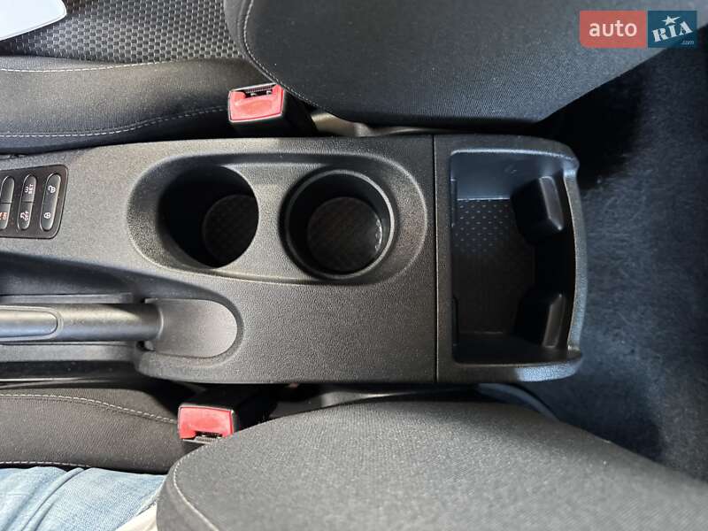 Хэтчбек SEAT Leon 2010 в Луцке