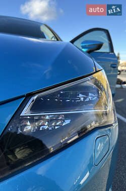 Хэтчбек SEAT Leon 2013 в 
