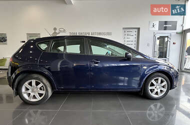 Хэтчбек SEAT Leon 2006 в 