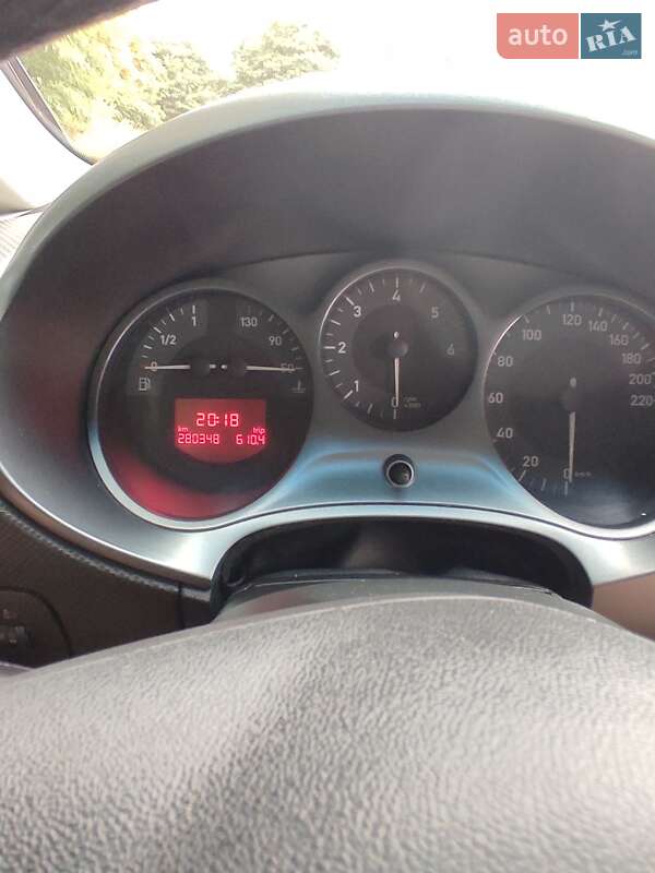 Хэтчбек SEAT Leon 2007 в Сокале