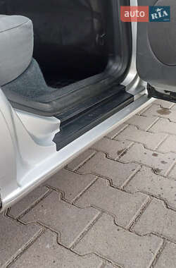 Хэтчбек SEAT Leon 2003 в 