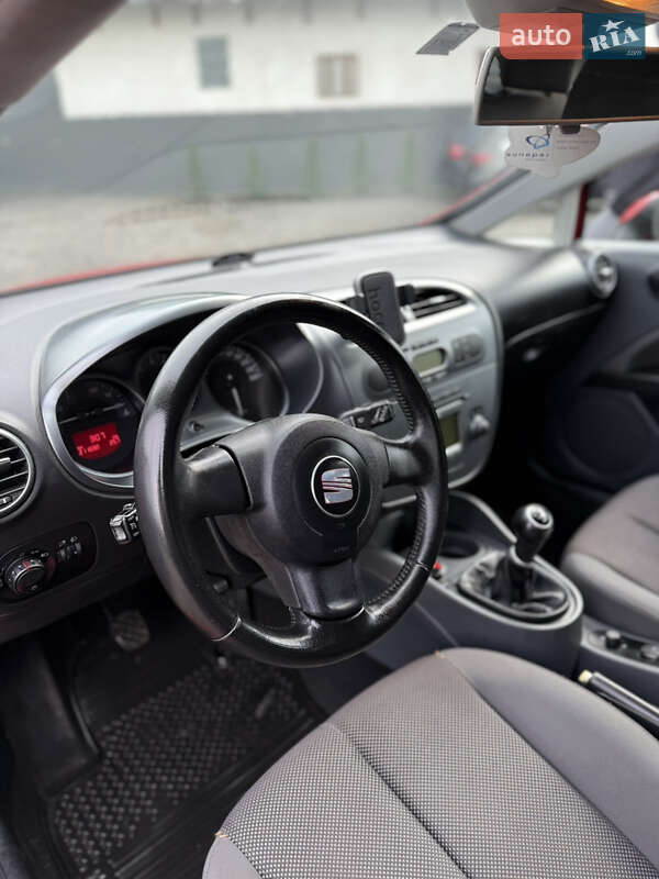 Хетчбек SEAT Leon 2008 в Лазещині фото 6 Хетчбек SEAT Leon 2008 в Лазещині
