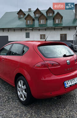 Хэтчбек SEAT Leon 2008 в 