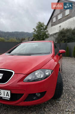 Хэтчбек SEAT Leon 2008 в 
