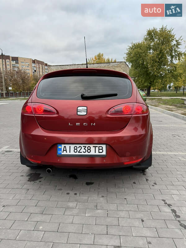 Хэтчбек SEAT Leon 2007 в Украинке